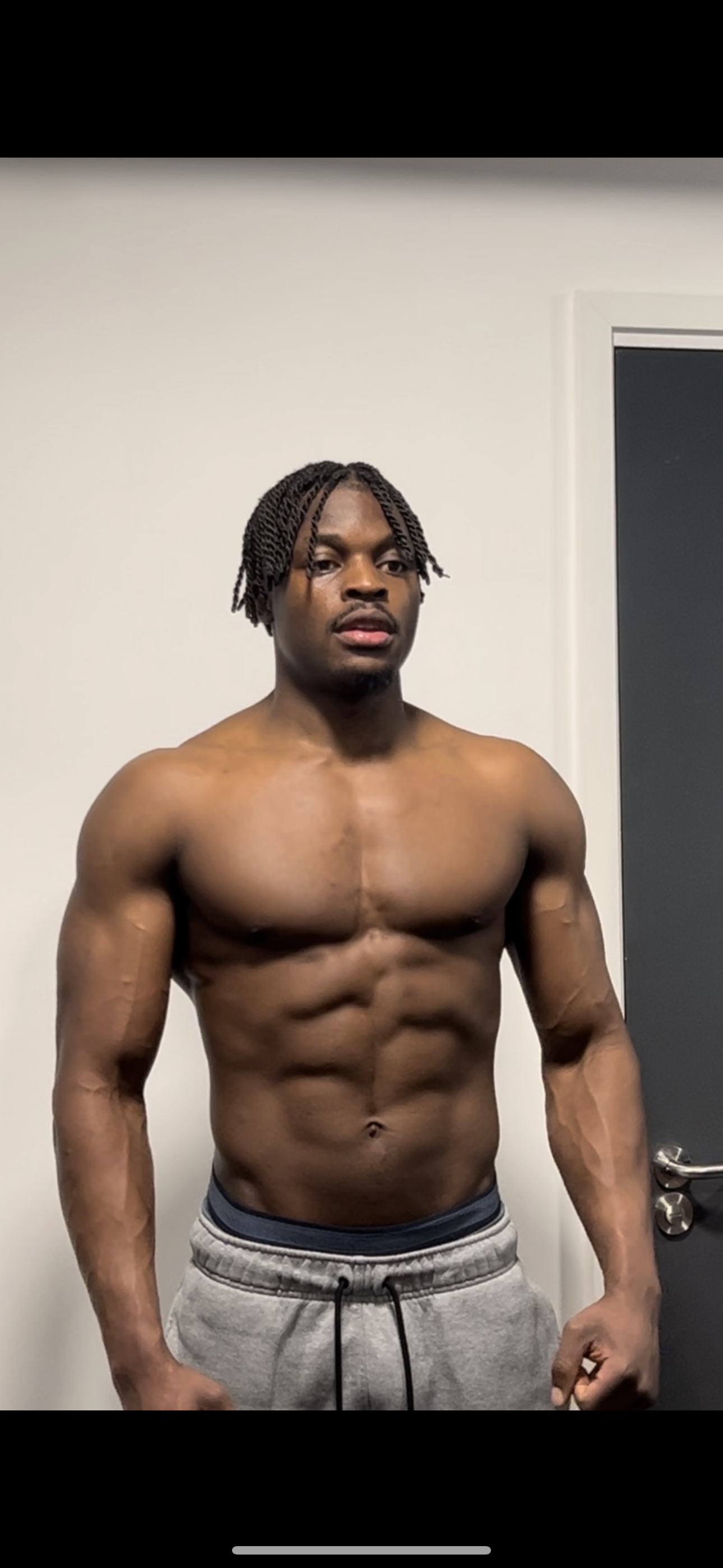 Munya Samanyanga Coach